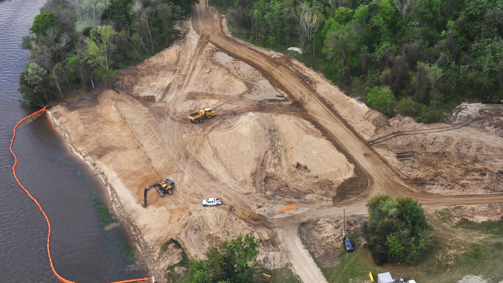Construction gets underway in earnest on one of two dissolved oxygen injection plants as part of the environmental mitigation for the Savannah Harbor Expansion Project (SHEP). Land clearing and preparation began in March