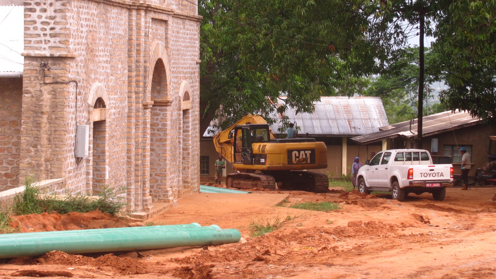 This shows work in progress at the Anglican cathedral near a new reservoir built for supplying water to Masasi town and some villages.