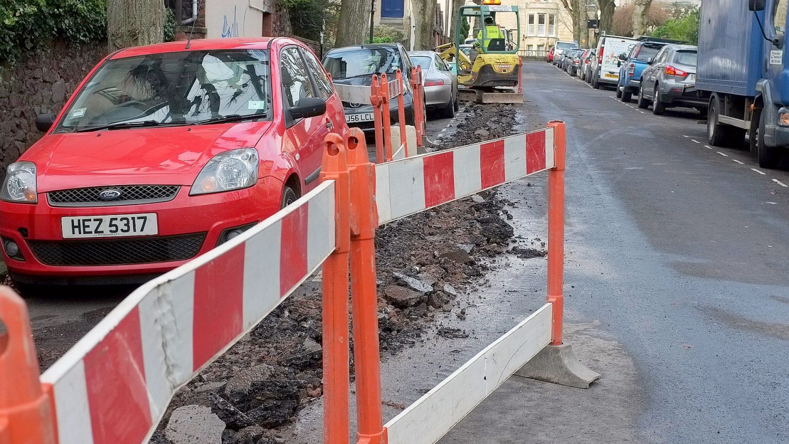 Roadworks on Chertsey Road, Woolcott Park
