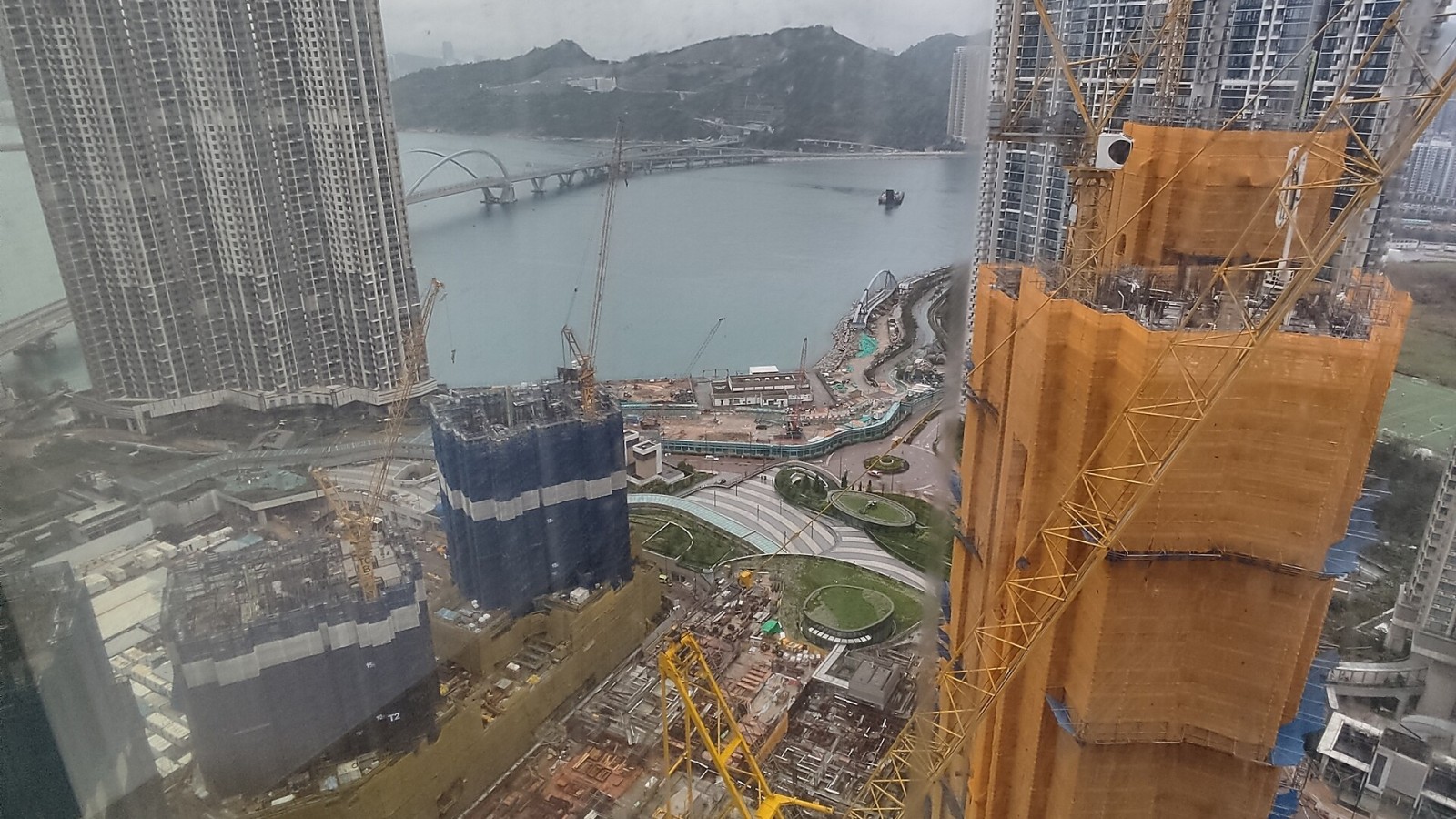 HK SKD 將軍澳 TKO zh:日出康城 LOHAS Park Road FV Montara high zone view nearby buildings in March 2023