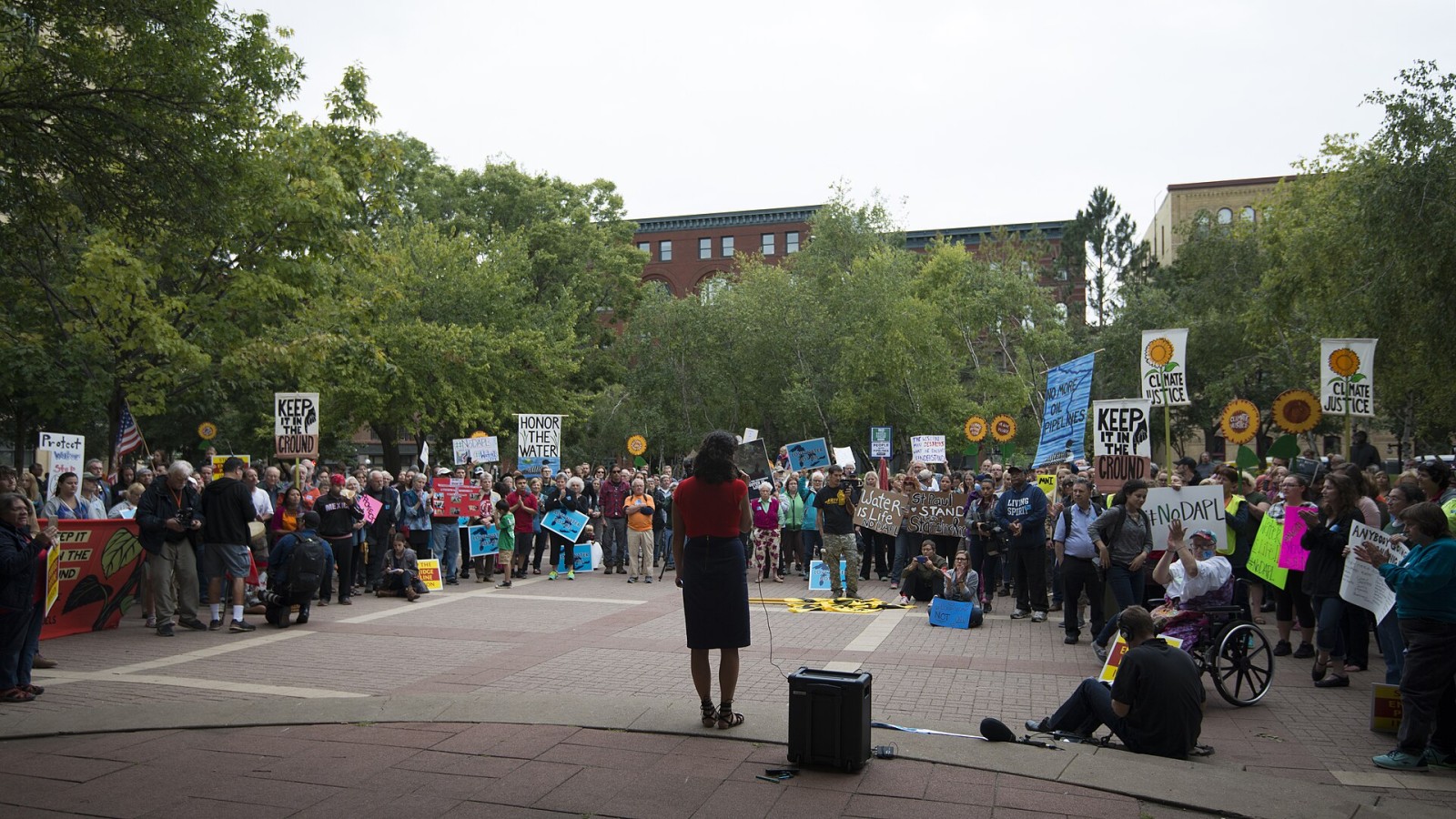 This was one of the solidarity rallies happening around the world this day to show support for the protests against the Dakota Access Pipeline. The planned pipeline will transport 470,000 barrels of oil per day 1,172 mil