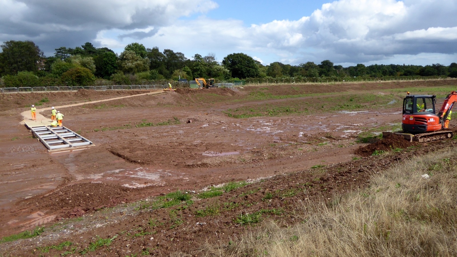 Construction of a new bridge, Exeter flood relief channel
