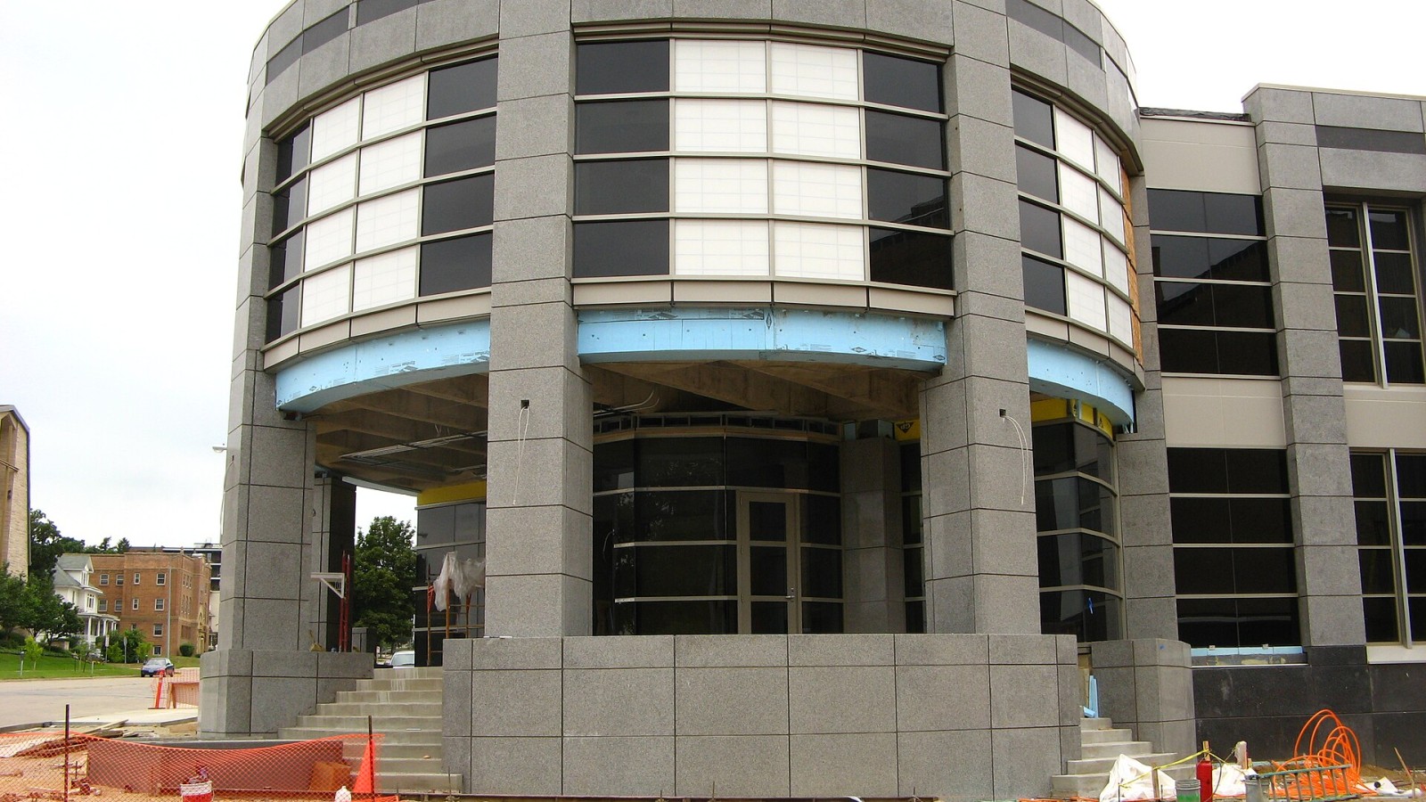 This is the new Mayo Clinic building under construction on fourth street and fourth avenue. I, Alec Jacobson, took this picture from the east side of fourth avenue.]