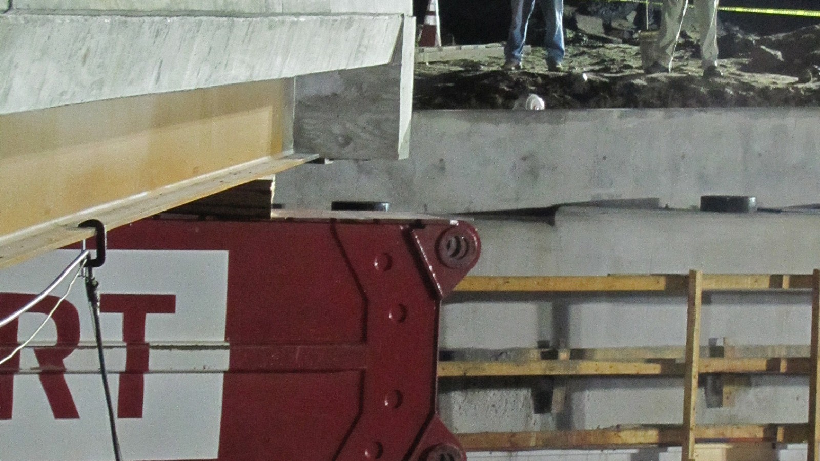 Halfway there! Deputy Chief Engineer for Bridges and Tunnels, Shoukry Elnahal, keeps a sharp eye on the new superstructure as it is moved into place using SPMTs.