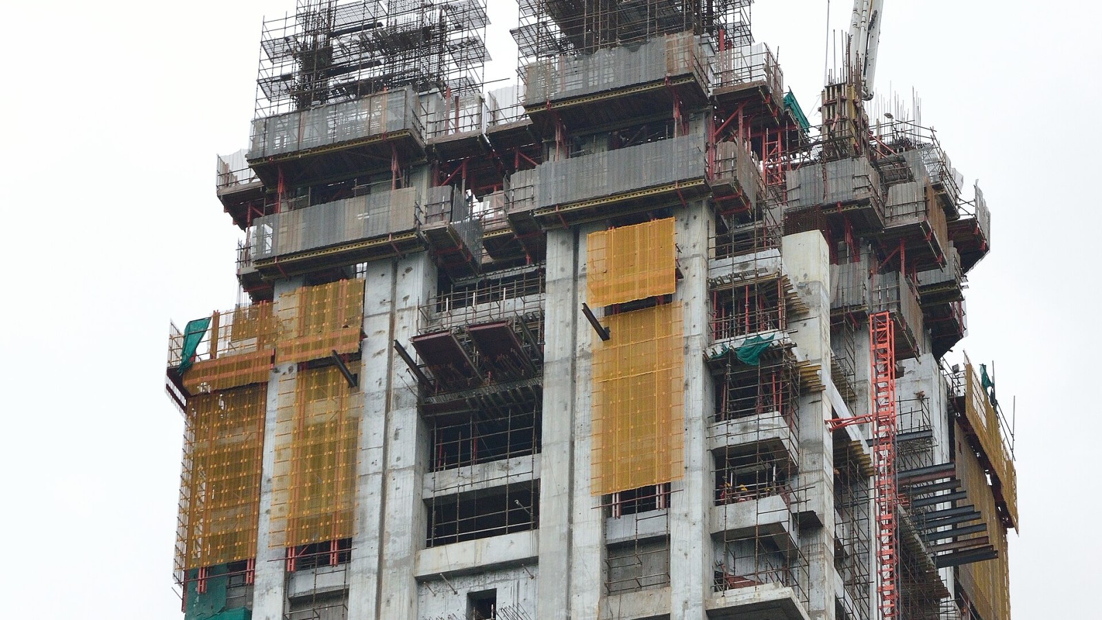 Once this premises belonged to the Maharaja of Darbhanga. Now, a (tallest in Kolkata) super-luxury residential project 'The 42', 240 metre tall building is under construction on the Chowringhee or Jawaharlal Nehru road,