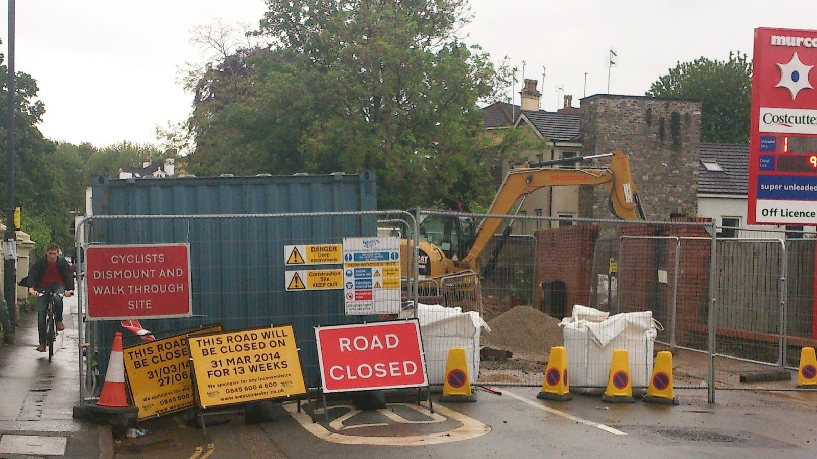 Roadworks, Hampton Road